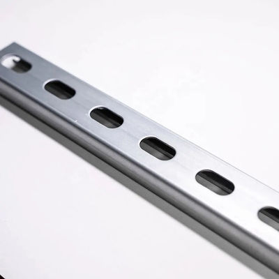 OEM Углеродистая сталь оцинкованная Galv Unistrut Strut C канал 2 дюйма